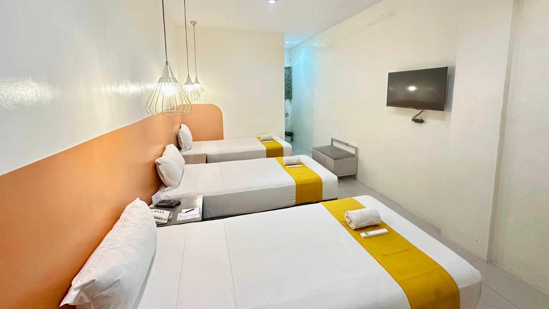 Travelbee Capitol Inn Cebu Eksteriør bilde